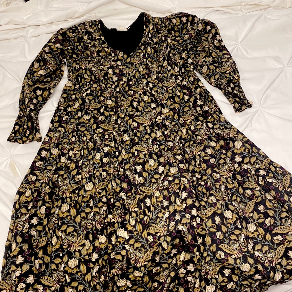 Ladies flounce dress